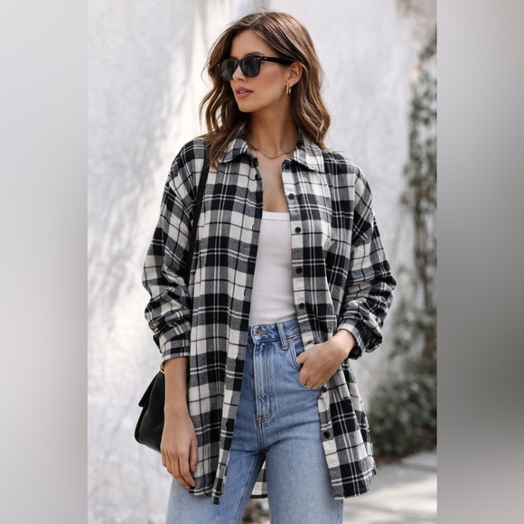 Vici Tops - VICI black white plaid flannel button down shirt oversized small NWT